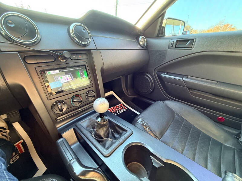 2005 Ford Mustang GT Premium