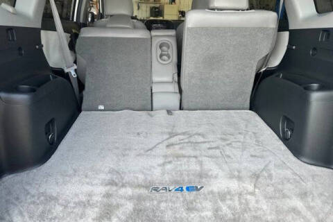 2013 Toyota RAV4 EV