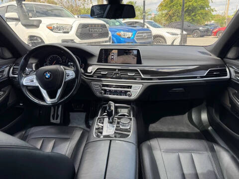 2019 BMW 7 Series 740i
