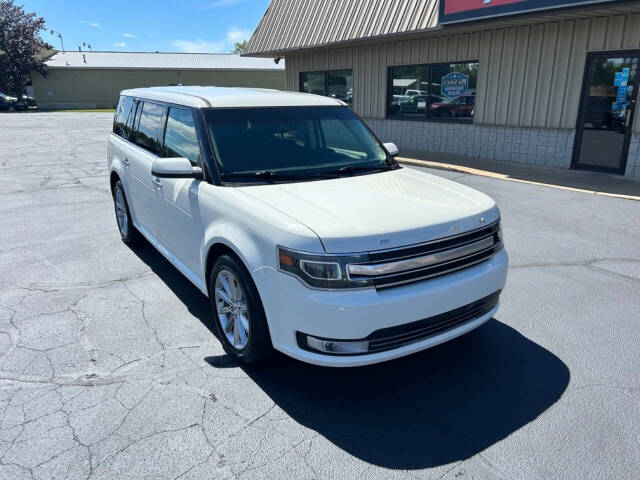 2014 Ford Flex for sale at Wyrick Auto Sales & Leasing Inc in Holland, MI