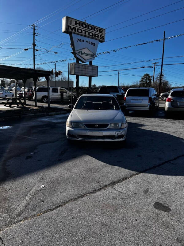 1998 Nissan Sentra for sale at HODGE MOTORS in Bristol TN