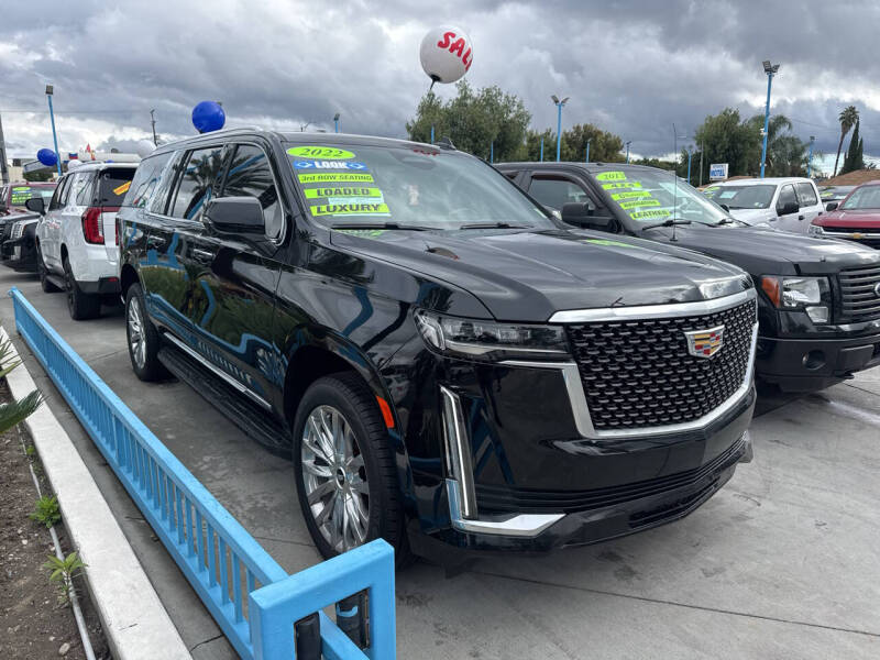 2022 Cadillac Escalade ESV Premium Luxury