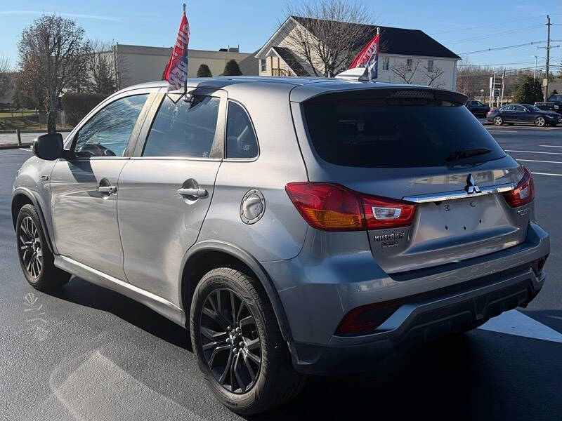 2019 Mitsubishi Outlander Sport LE