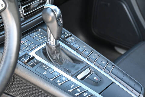 2021 Porsche Macan S