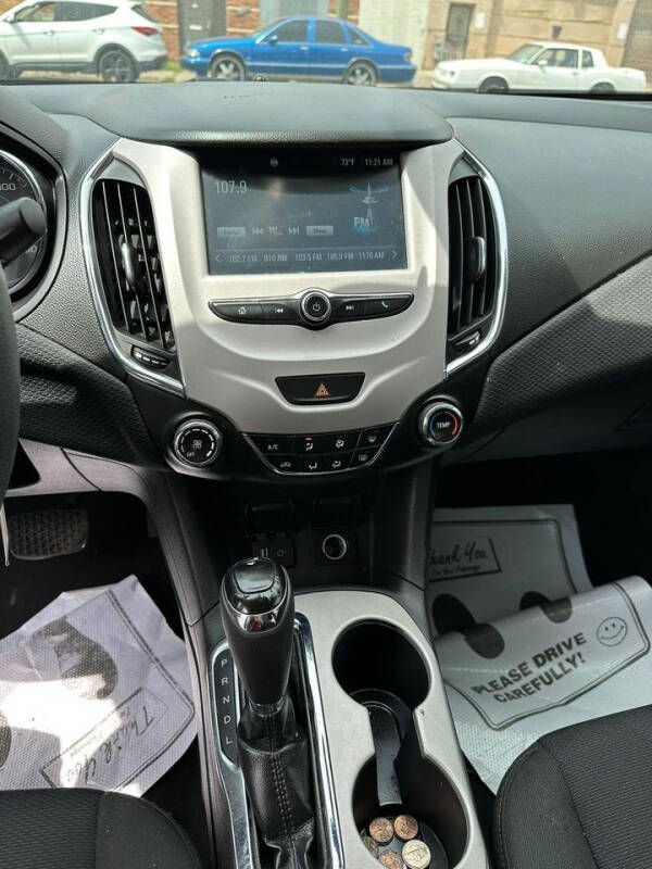 2018 Chevrolet Cruze LT Auto