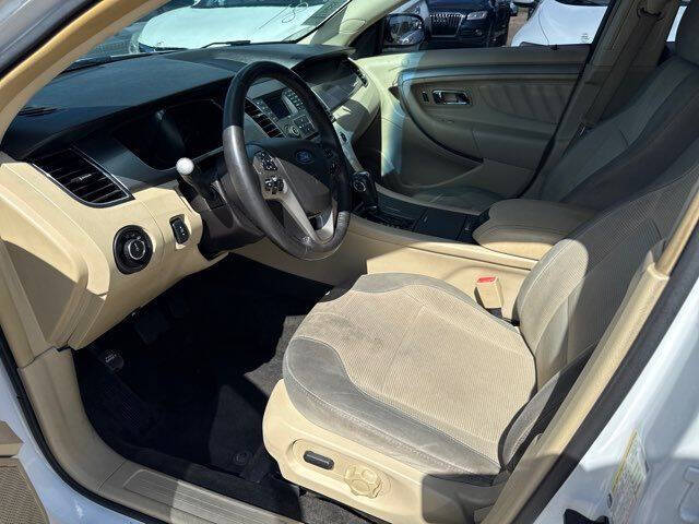 2015 Ford Taurus SEL
