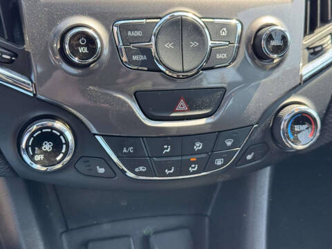 2018 Chevrolet Cruze LT Auto