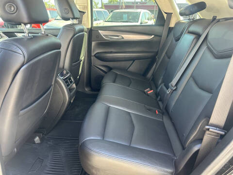 2018 Cadillac XT5 Premium Luxury