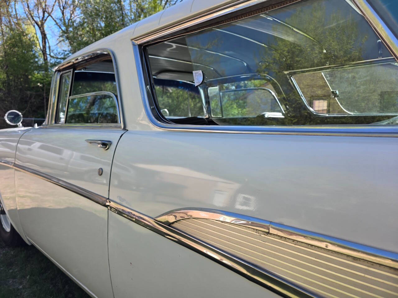 1957 Chevrolet Nomad 40