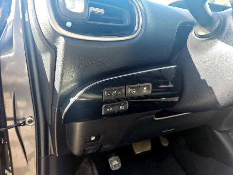 2016 Toyota Prius Three Touring