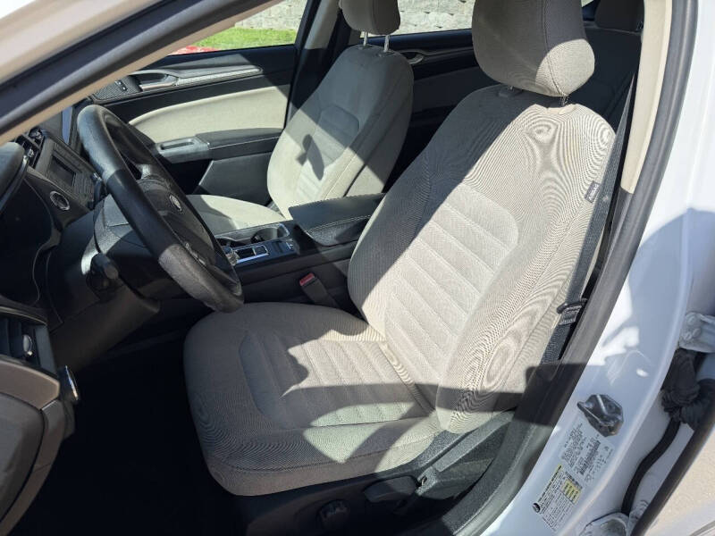 2017 Ford Fusion S