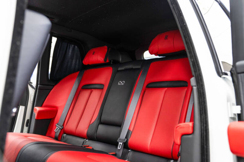 2023 Rolls-Royce Black Badge Cullinan