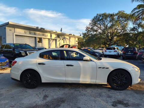 2017 Maserati Ghibli