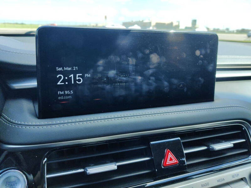 2024 GENESIS G70 Standard - Photo 20