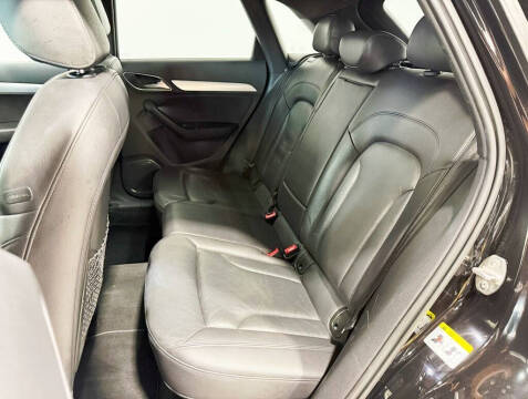 2015 Audi Q3 2.0T quattro Prestige