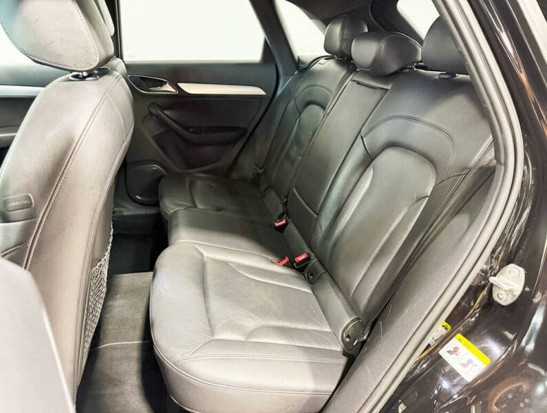 2015 Audi Q3 2.0T quattro Prestige