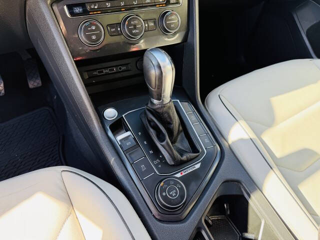 2018 Volkswagen Tiguan 2.0T SEL Premium 4Motion