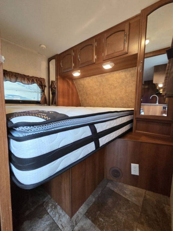 2014 Coachmen By Forest River Freedom Express