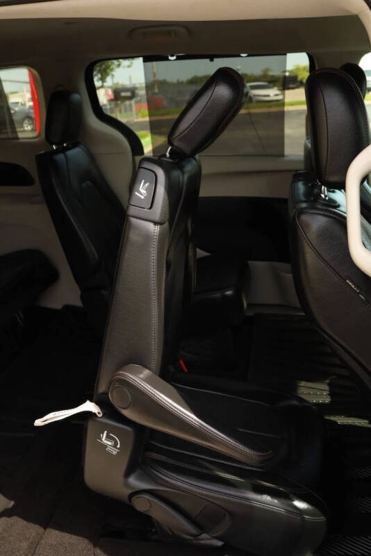 2018 Chrysler Pacifica Touring L