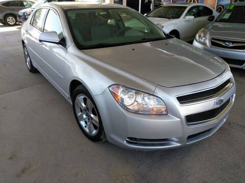 2009 Chevrolet Malibu for sale at Divine Auto Sales LLC in Omaha NE