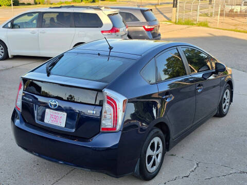2012 Toyota Prius Two