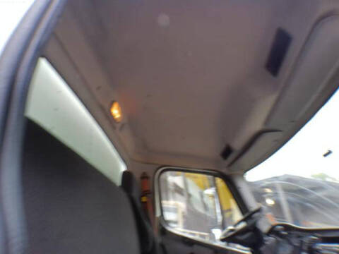 2015 Freightliner M2 106