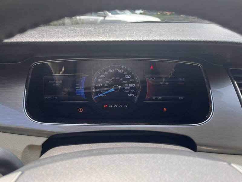 2016 Ford Taurus SEL