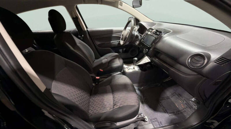 2024 Mitsubishi Mirage ES