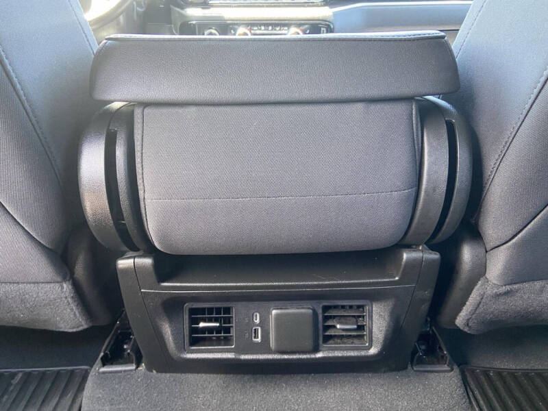 2024 GMC Sierra 1500 Elevation Standard