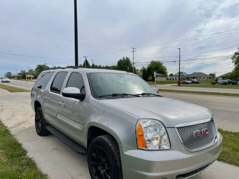 2007 GMC Yukon XL for sale at Wyss Auto in Oak Creek WI