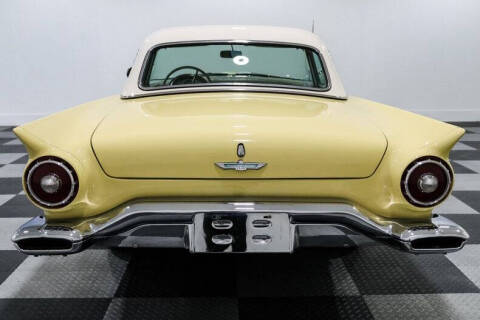 1957 Ford Thunderbird
