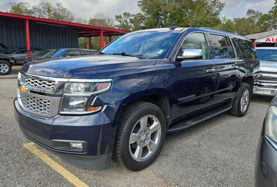 Image 3 of 2018 Chevrolet Suburban