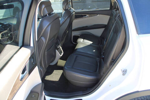 2020 Lincoln Nautilus Reserve