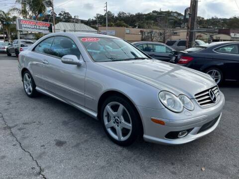 2005 Mercedes-Benz CLK for sale at TRAX AUTO WHOLESALE in San Mateo CA
