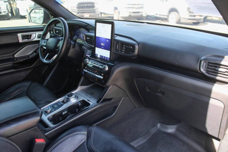 2021 Ford Explorer ST