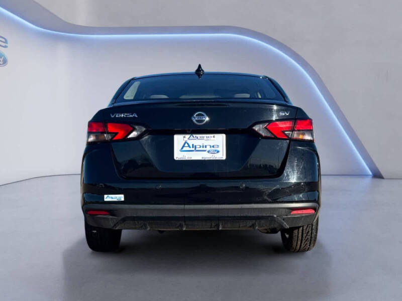 2021 Nissan Versa SV