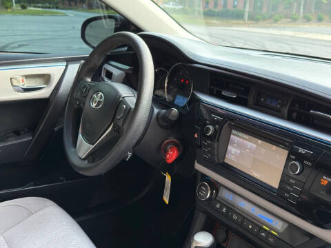 2015 Toyota Corolla LE Plus