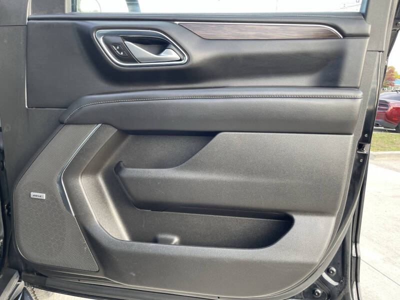 2022 Chevrolet Suburban LT