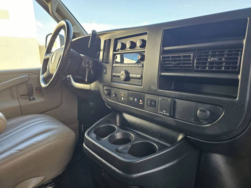 2021 Chevrolet Express 3500