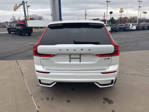 2026 Volvo XC60 B5 Plus