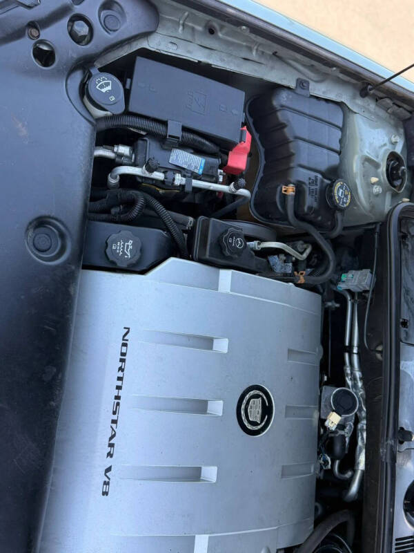 2005 Cadillac DeVille