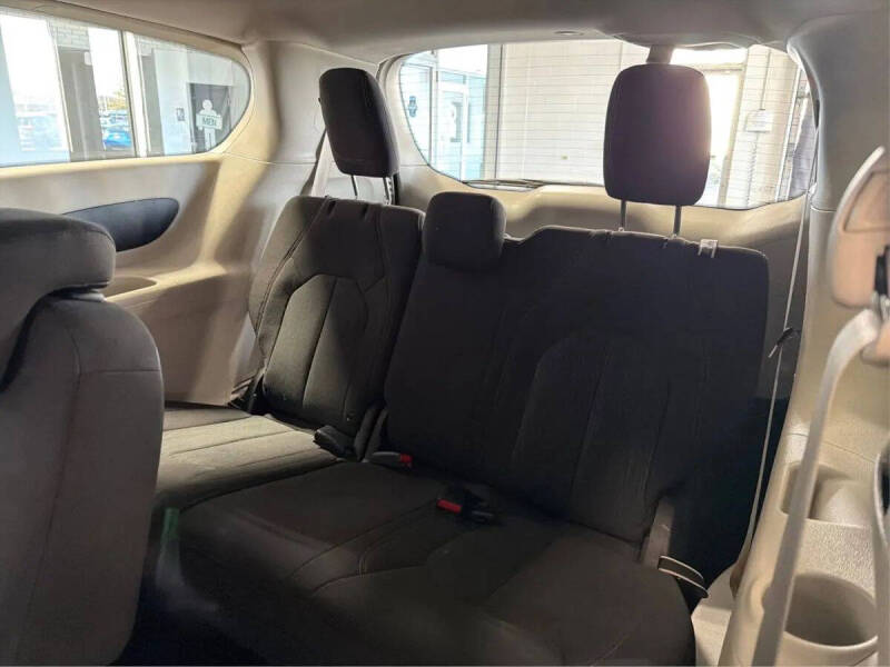 2020 Chrysler Pacifica Touring