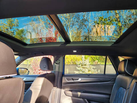 2025 Volkswagen Atlas Cross Sport SEL Premium R-Line 4Motion