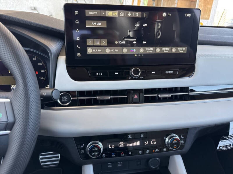 2025 Mitsubishi Outlander SEL Platinum Edition