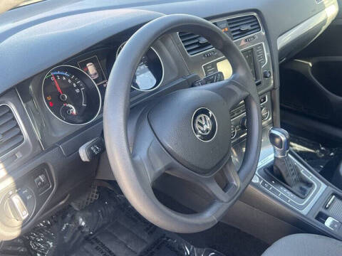 2016 Volkswagen e-Golf SE
