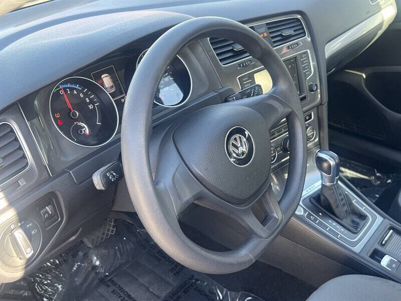 2016 Volkswagen e-Golf SE