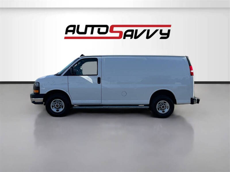 2022 GMC Savana 2500
