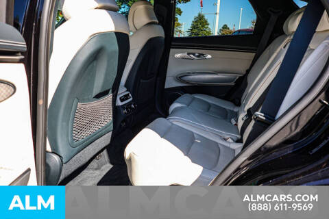 2024 Genesis Electrified GV70