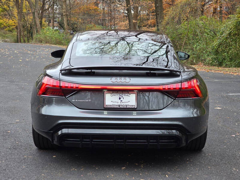 2023 Audi e-tron GT quattro Prestige