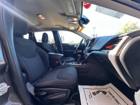 2017 Jeep Cherokee Latitude